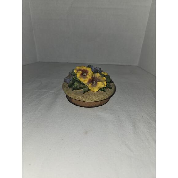 Garden Bees Honey Flowers Jar Candle Holder Topper Lid Resin Wilderness - Picture 4 of 5
